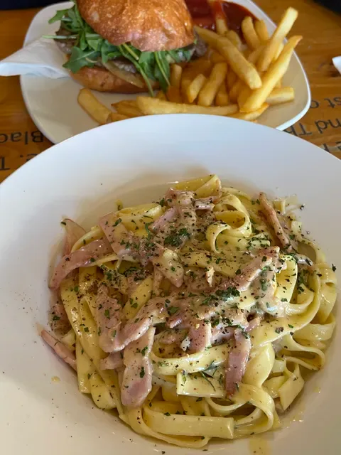 Tirol Café
