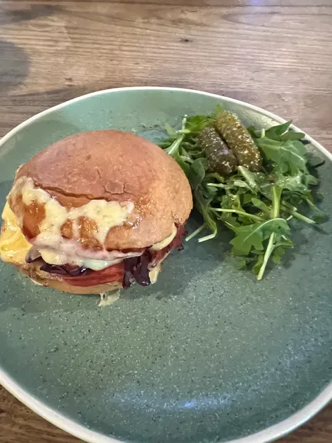 Mount Macedon Trading Post, General Store, Cafe & Post Office