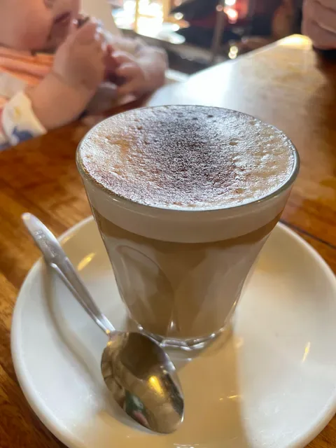 Mount Macedon Trading Post, General Store, Cafe & Post Office