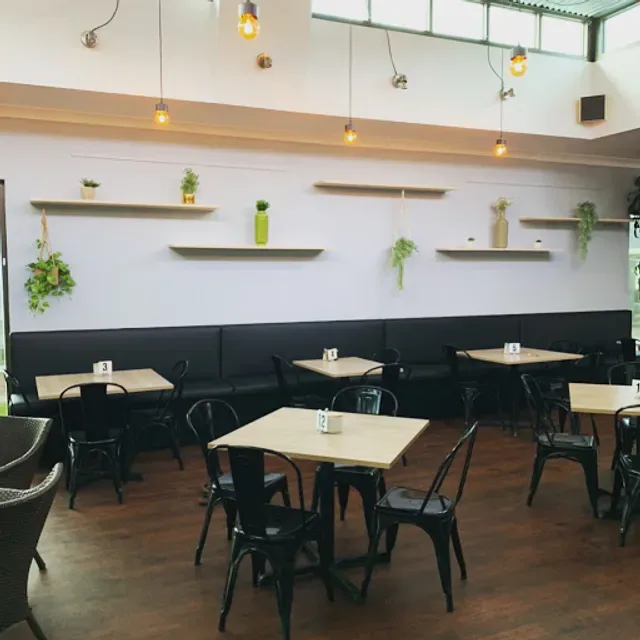 Alpine Gate Cafe