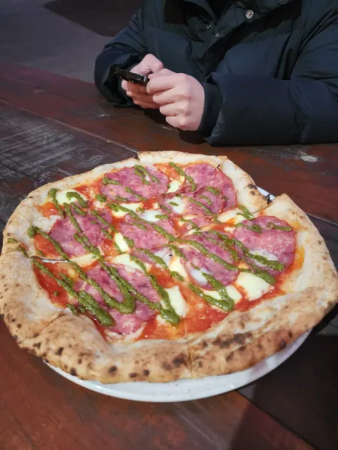 Bastoni Pizzeria