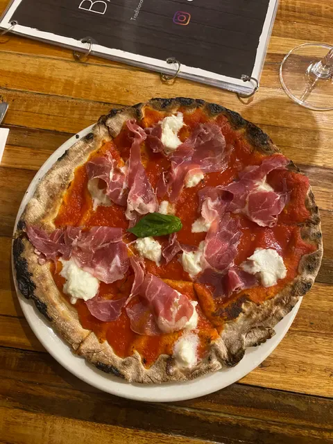 Bastoni Pizzeria