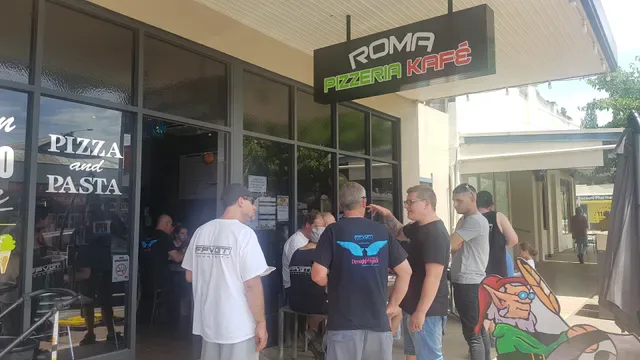 Roma Pizzeria Kafe