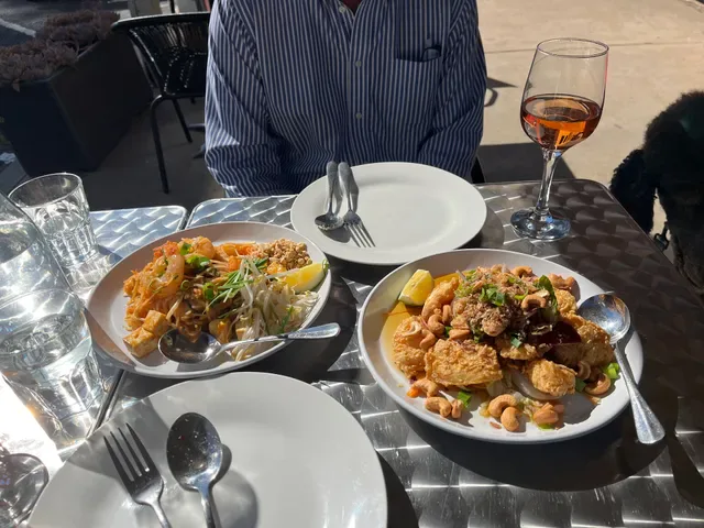 Thai by the Lake
