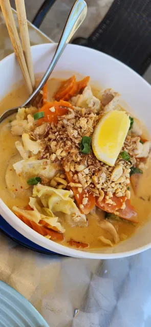 Thai by the Lake