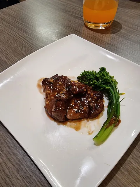 Tham Dynasty Restaurant