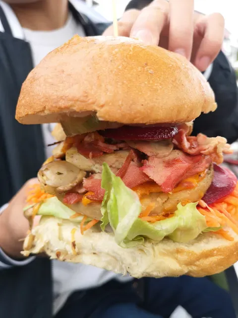 Island Burger Bar