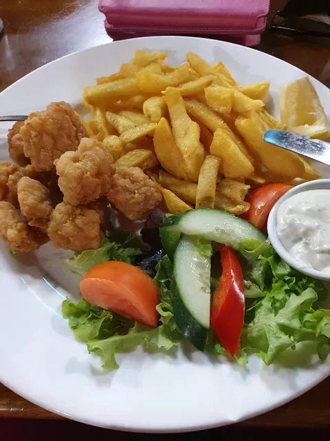 Barney's Bar & Bistro