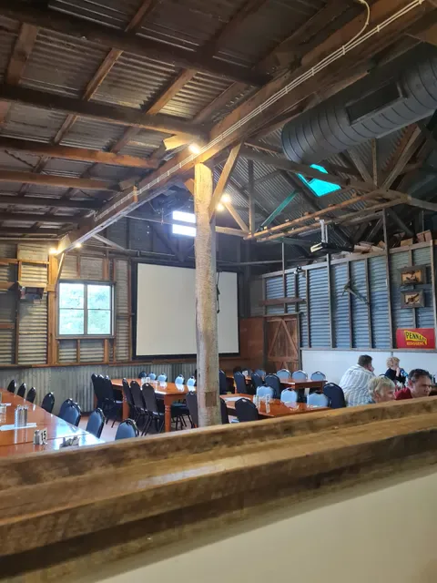 Barney's Bar & Bistro