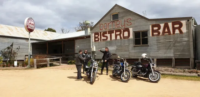 Barney's Bar & Bistro
