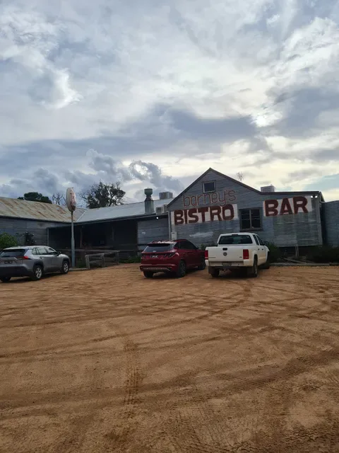 Barney's Bar & Bistro