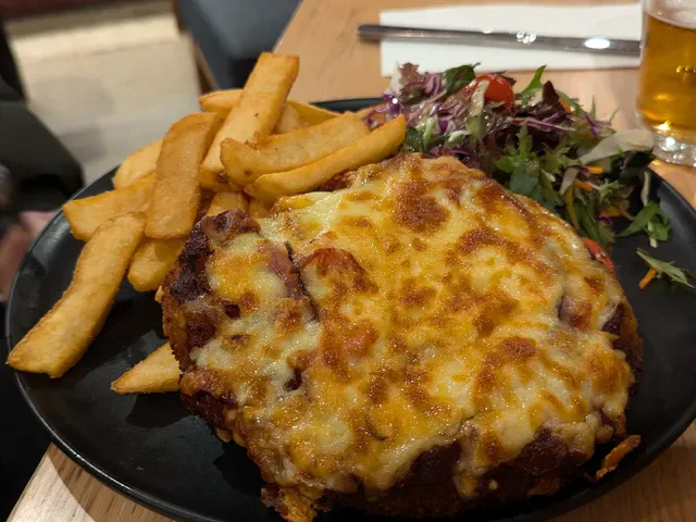 Porepunkah Pub