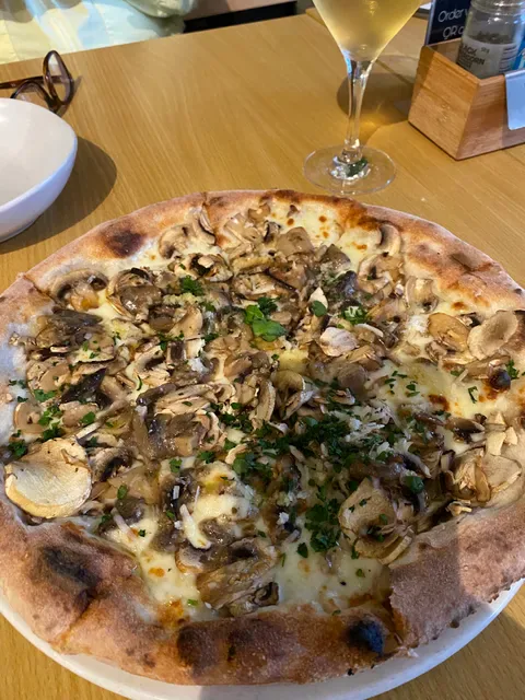 Pier Front Pizzeria