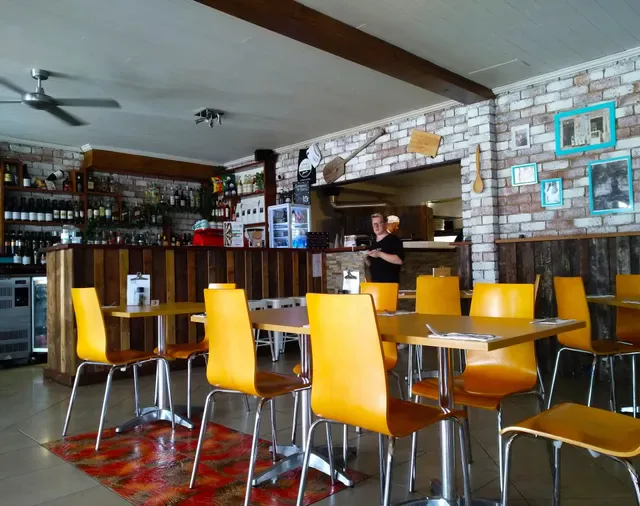 Pier Front Pizzeria