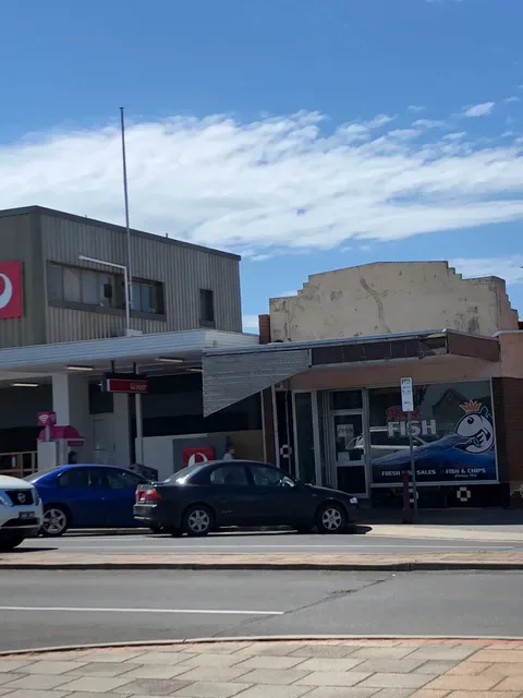 Henty St Fish N Grill