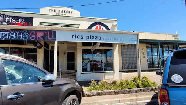 Ric's Pizza Bar