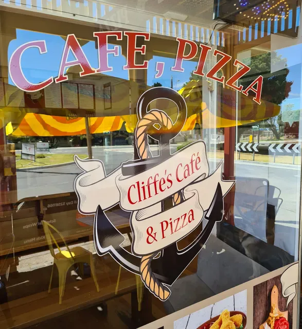 Cliffe's Cafe & Pizza