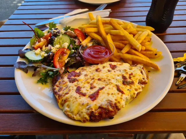 Cliffe's Cafe & Pizza