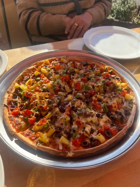 Cliffe's Cafe & Pizza