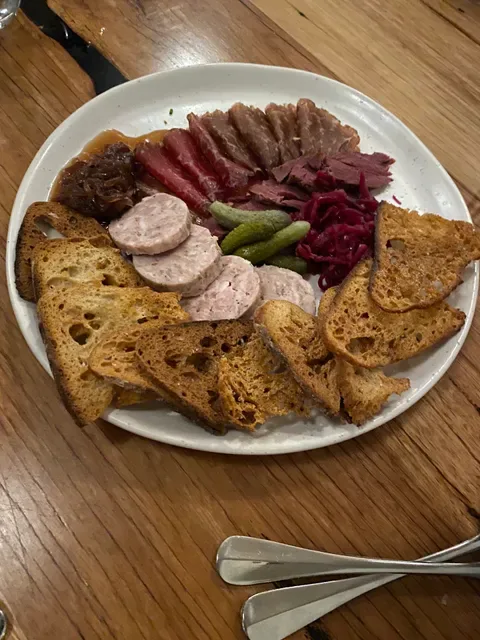 GRACE. bar + eatery