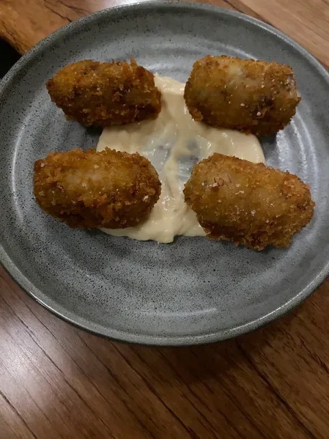 GRACE. bar + eatery