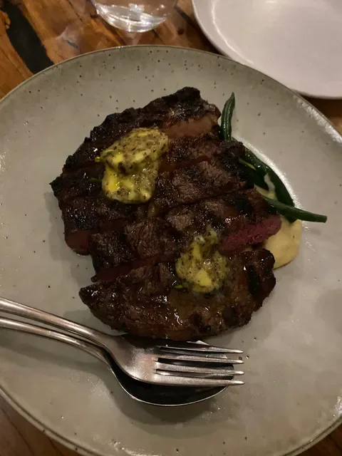 GRACE. bar + eatery