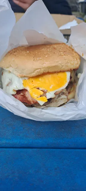 Burger Me Seymour