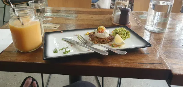Little Stones Cafe