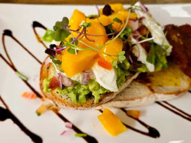 Little Stones Cafe