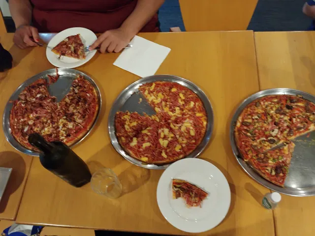 Rook's Pizza & Diner