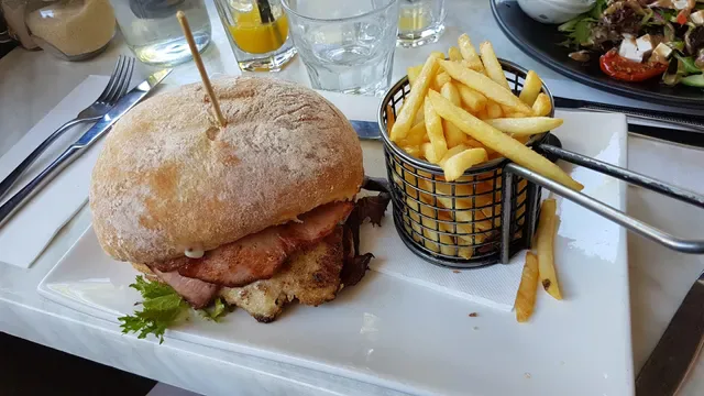 Lemon Tree Cafe