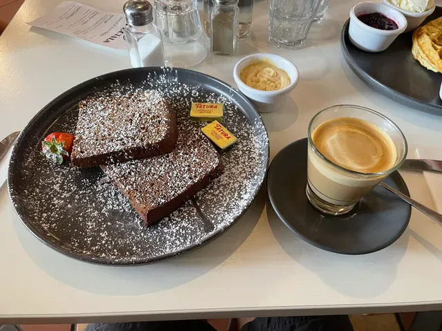 Lemon Tree Cafe