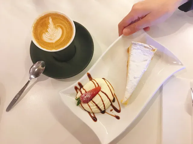 Lemon Tree Cafe