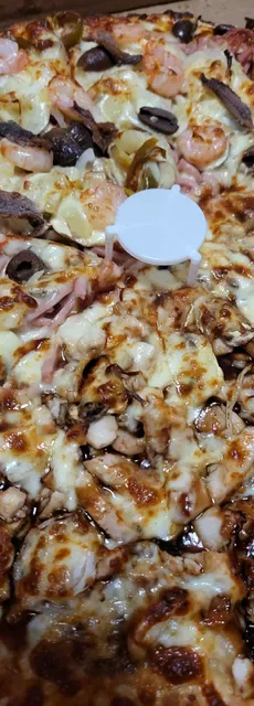 Riviera Pizza Restaurant