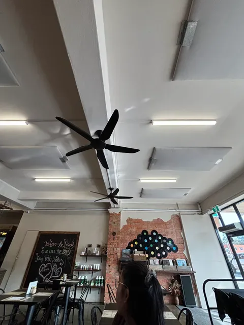 Stanley's Cafe / Restaurant