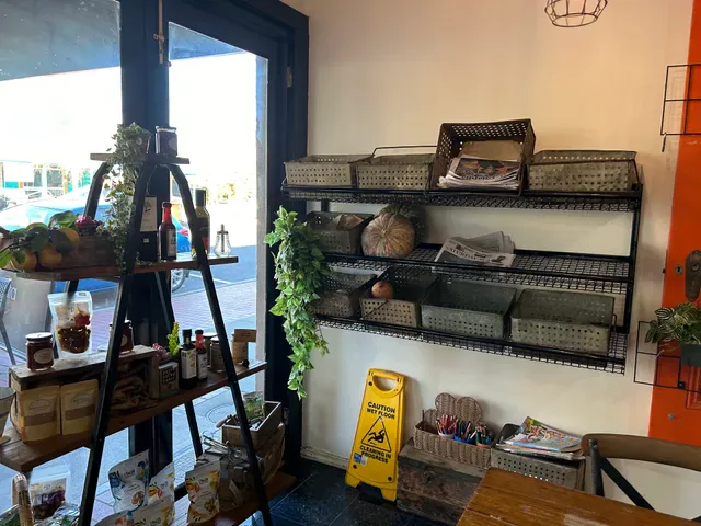 Boo's Place Cafe & Provedore
