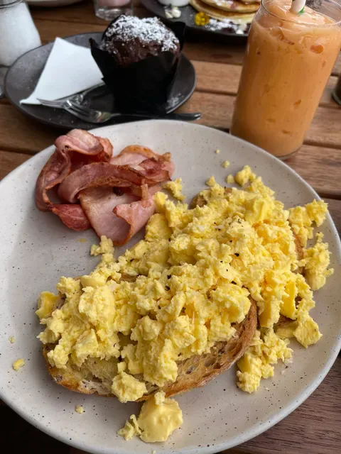 Cafe 202