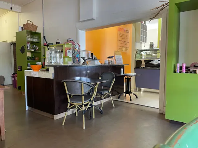 Jilarty Gelato Bar & Cafe