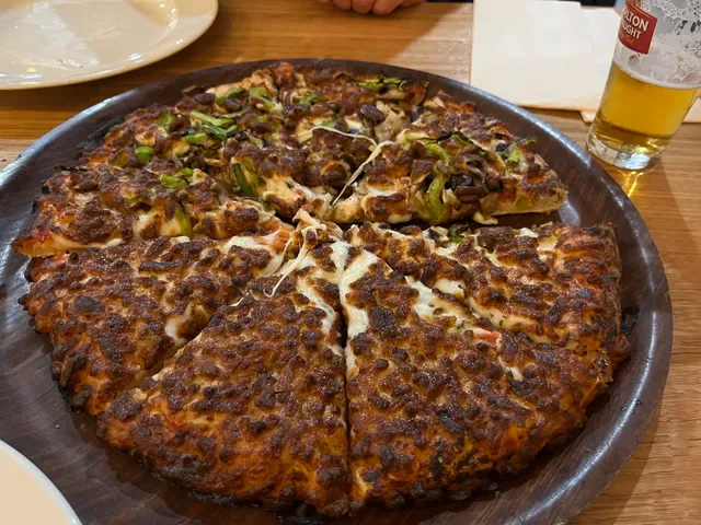 Quo-Vadis Restaurant & Pizza Parlour