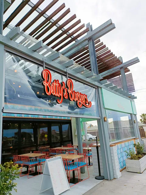Betty's Burgers