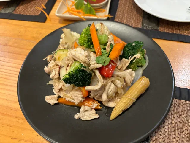 HugSiam Thai