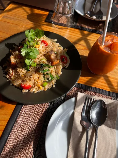 HugSiam Thai