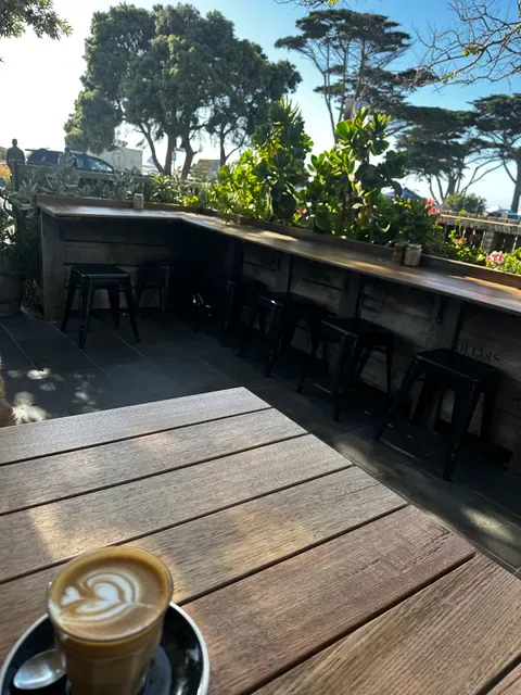 Pond Cafe