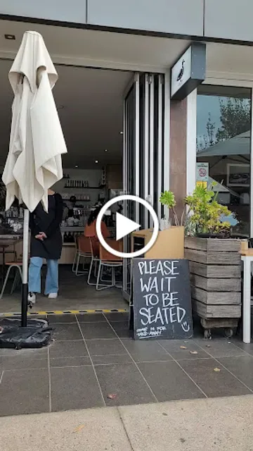 Pond Cafe