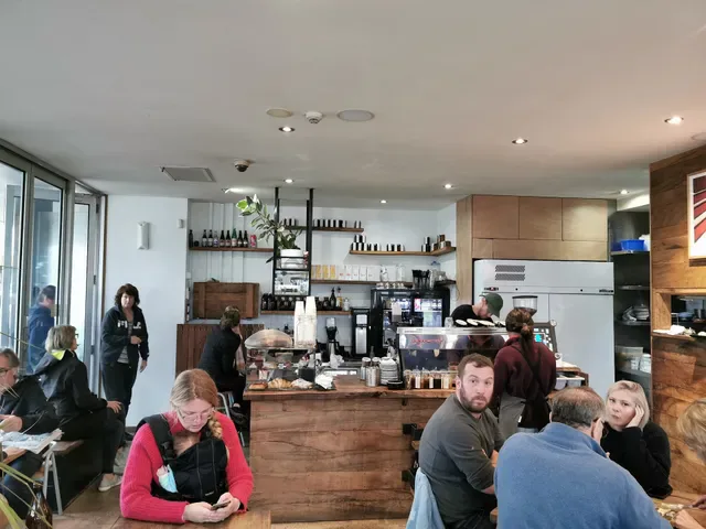 Pond Cafe
