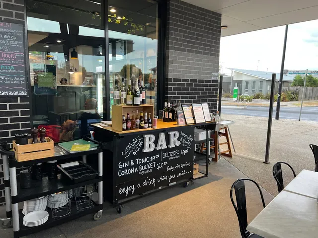 Town & Country Pizza and Pasta North Torquay
