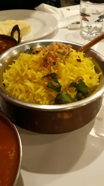Sari's Restaurant