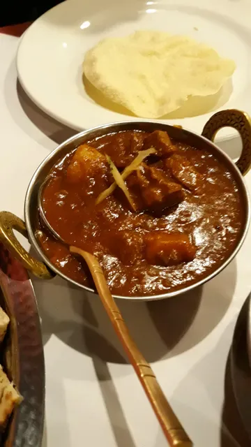 Sari's Restaurant