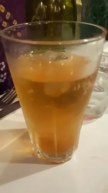Sari's Restaurant