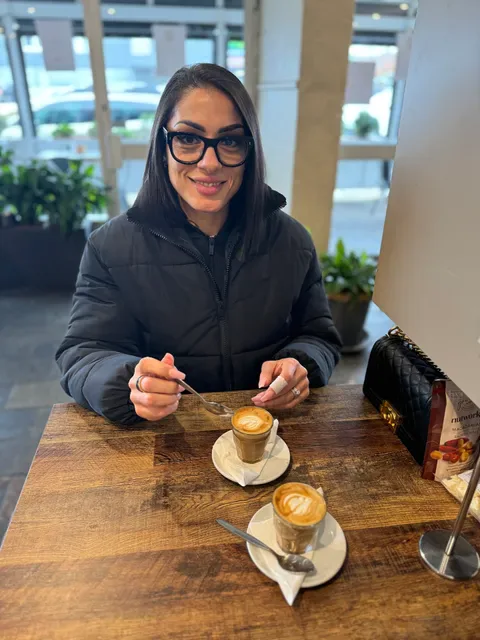 Aroma Deli Cafe